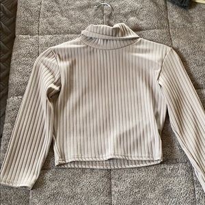 PrettyLittleThing Crop Top